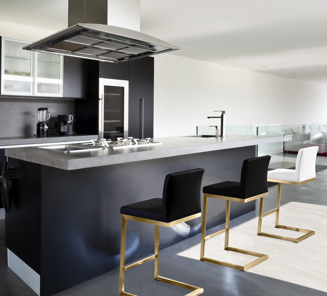 Banco negro con dorado para barra de cocina ajustable Nassim – Mobiliario  NOTABLE